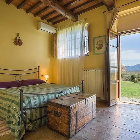 Sleeps 4 Pool Air Con *