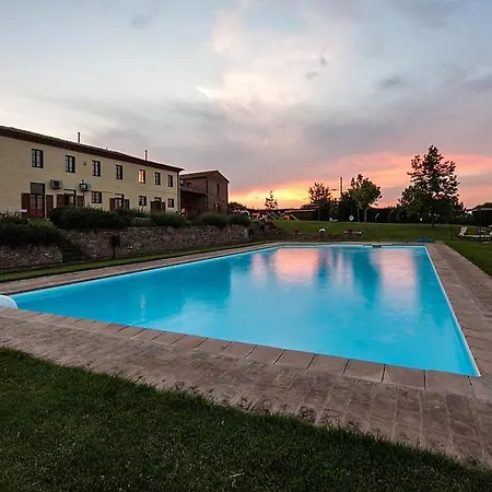 Sleeps 4 Pool Air Con Foiano Della Chiana